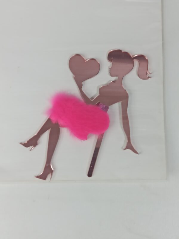 Topo de bolo Boneca com saia Acrilico Esp rose 2mm 10x12cm